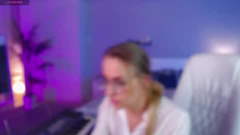 Fay online show from February 25, 2025, 12:24 pm