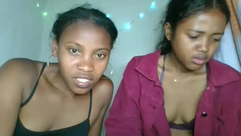 fayence09 online show from October 31, 2025, 11:06 pm