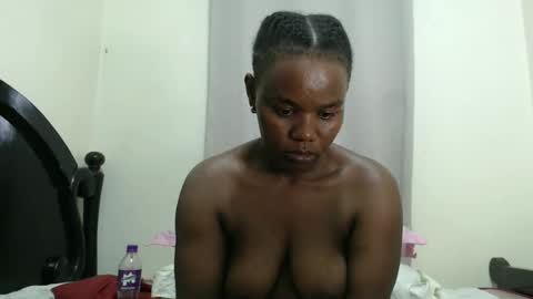 Snapshot of fayrie1 chatting on September 17, 2025, 12:40 pm fayrie1 online show from September 17, 2025, 12:40 pm