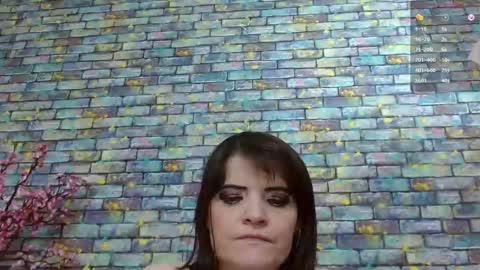 Snapshot of feelsgoodwoman chatting on December 22, 2024, 10:25 pm Laura online show from December 22, 2024, 10:25 pm