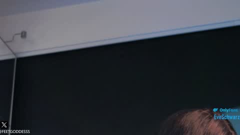 feetgoddesss online show from January 6, 2025, 11:51 am