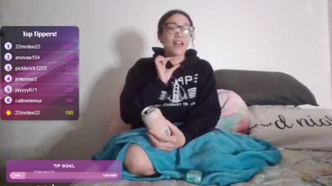 Soley online show from February 18, 2025, 11:41 pm