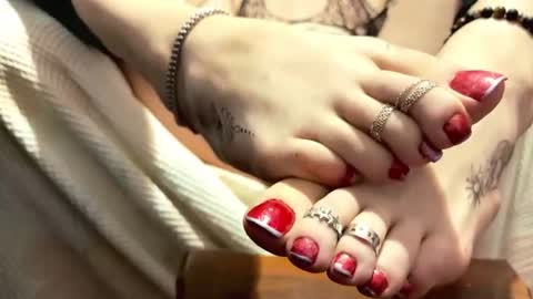 Snapshot of feetqueen chatting on July 20, 2026, 12:18 pm carla online show from July 20, 2026, 12:18 pm
