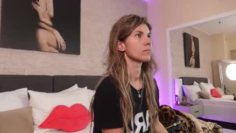 FeliciaKrige online show from November 4, 2025, 11:04 pm