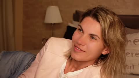 FeliciaKrige online show from June 1, 2026, 8:21 pm