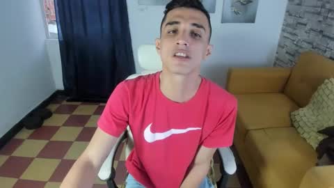 felipe colinss online show from April 13, 2026, 12:32 pm