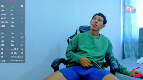Snapshot of felipehot_gonzales chatting on October 24, 2025, 12:23 pm felipehot_gonzales online show from October 24, 2025, 12:23 pm