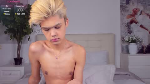 Felix online show from March 4, 2025, 5:24 pm