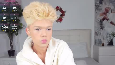 Felix online show from November 29, 2025, 6:44 pm