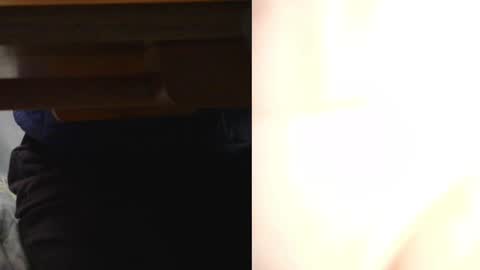 felixlau online show from December 10, 2024, 7:26 am