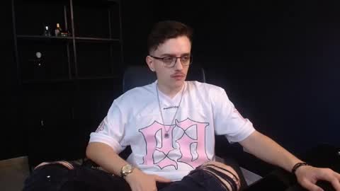FelixStark online show from June 5, 2026, 4:52 am