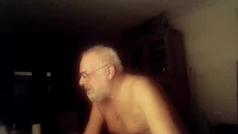 Snapshot of femdom_sub chatting on December 15, 2024, 4:29 am femdom_sub online show from December 15, 2024, 4:29 am