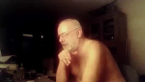 Snapshot of femdom_sub chatting on December 27, 2024, 1:32 am femdom_sub online show from December 27, 2024, 1:32 am