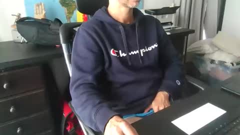 femdomsubby online show from November 11, 2025, 11:49 pm