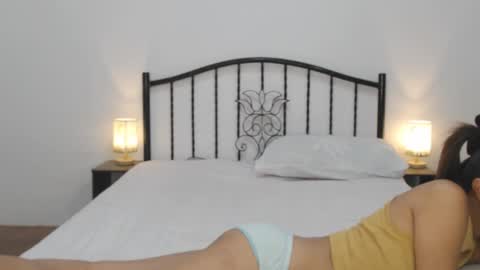 kaylee online show from February 8, 2025, 5:51 am