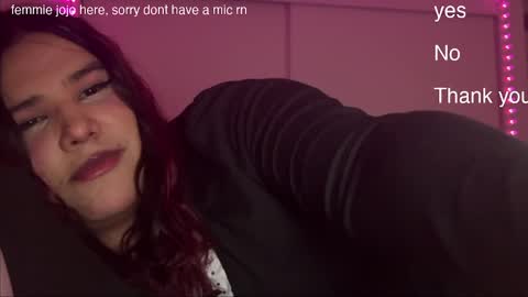femmiejojo online show from May 28, 2026, 11:07 am