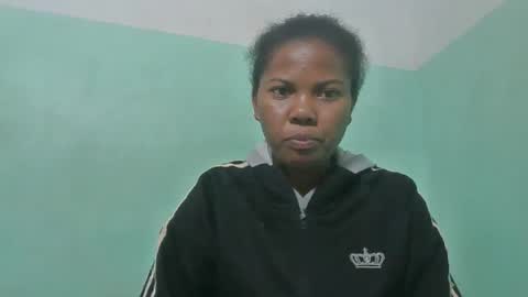 fenou122745 online show from December 22, 2025, 7:22 pm