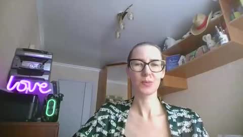 feraliss online show from March 13, 2026, 11:17 am