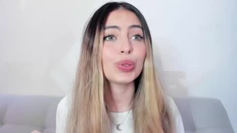 Snapshot of fernanda_aaa chatting on February 25, 2026, 1:43 pm fernanda online show from February 25, 2026, 1:43 pm