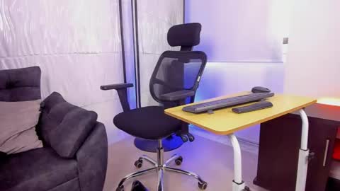 Snapshot of fernanda_mp2 chatting on July 14, 2026, 2:56 pm Fernanda online show from July 14, 2026, 2:56 pm