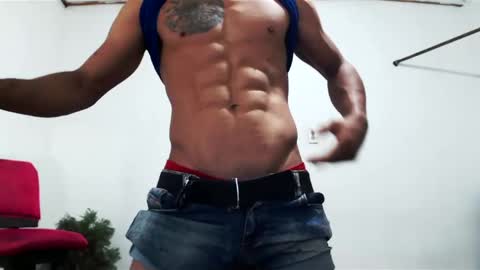 fernandez_latinblack online show from December 17, 2024, 7:29 am