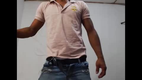 fernandez_latinblack online show from February 8, 2025, 4:25 am