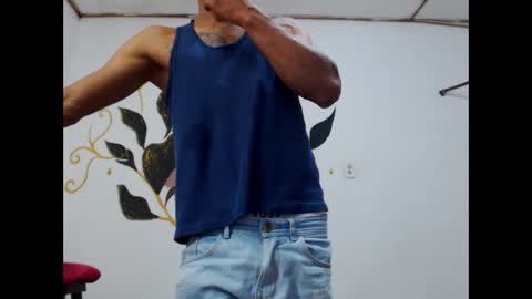 fernandez_latinblack online show from February 14, 2025, 2:39 am