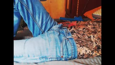 ferra_testarossa online show from December 23, 2024, 2:13 am