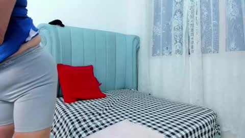 Marcela online show from November 22, 2025, 2:27 pm