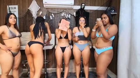 Snapshot of fetishcouples chatting on October 24, 2025, 11:50 am alice and samm online show from October 24, 2025, 11:50 am