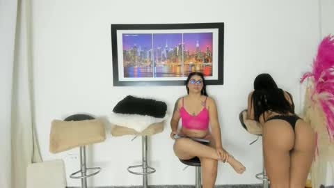 Snapshot of fetishgirlsxx chatting on October 8, 2025, 11:41 am Fetishgirlsxxx online show from October 8, 2025, 11:41 am