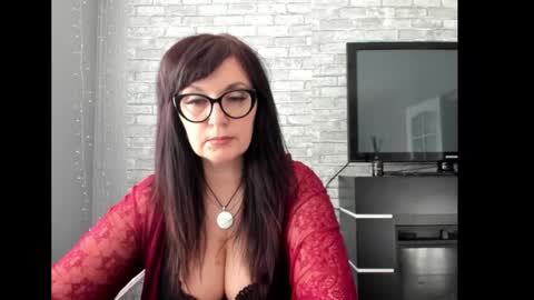 Milana online show from February 9, 2026, 5:33 am