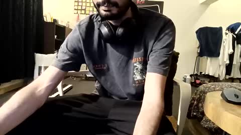 fezzyqt online show from October 4, 2025, 10:19 pm