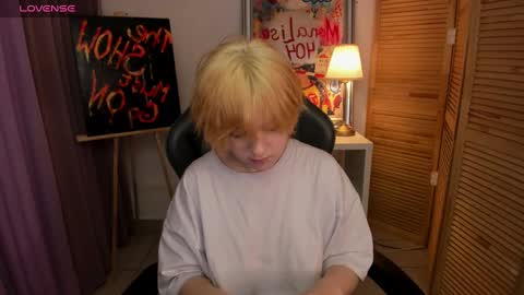 fiamoory online show from January 20, 2025, 4:54 am