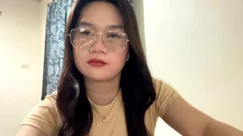Emilia online show from July 4, 2026, 11:05 am