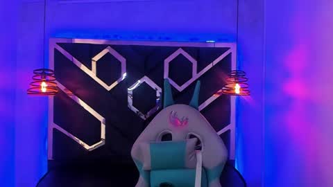   online show from January 26, 2025, 3:36 pm