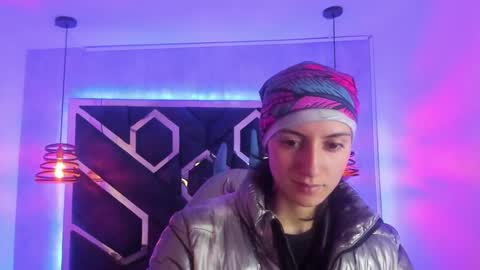   online show from February 28, 2025, 11:47 am