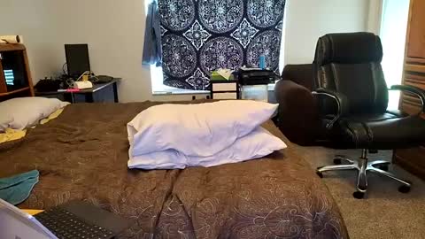 filfaonyx online show from October 1, 2025, 5:30 pm