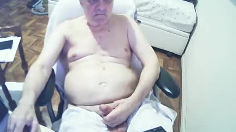 Snapshot of filhober chatting on March 11, 2025, 2:54 am filhober online show from March 11, 2025, 2:54 am