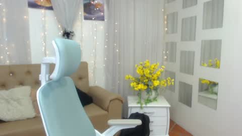 Snapshot of filipdaviex chatting on January 17, 2025, 12:42 pm Filip David online show from January 17, 2025, 12:42 pm