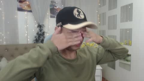 Snapshot of filipdaviex chatting on January 22, 2025, 12:38 pm Filip David online show from January 22, 2025, 12:38 pm