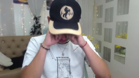 Snapshot of filipdaviex chatting on January 24, 2025, 6:46 pm Filip David online show from January 24, 2025, 6:46 pm