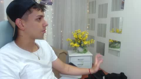 Snapshot of filipdaviex chatting on February 14, 2025, 12:25 pm Filip David online show from February 14, 2025, 12:25 pm