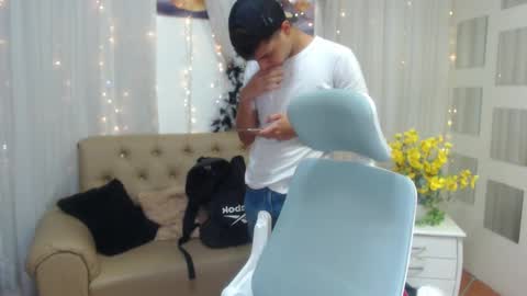 Snapshot of filipdaviex chatting on February 14, 2025, 6:29 pm Filip David online show from February 14, 2025, 6:29 pm