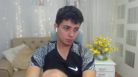 Snapshot of filipdaviex chatting on February 27, 2025, 3:37 pm Filip David online show from February 27, 2025, 3:37 pm