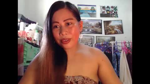 filipina beauty. online show from November 29, 2025, 2:25 am