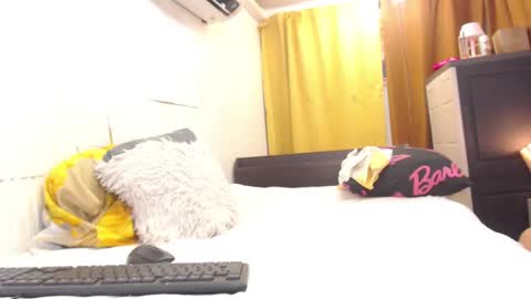 Snapshot of filipina_sweety chatting on October 14, 2025, 10:16 am stephanie online show from October 14, 2025, 10:16 am