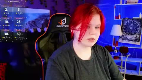 - online show from November 4, 2025, 11:42 am