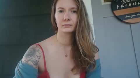 Snapshot of findomgoddessnatalia chatting on September 25, 2025, 6:55 pm Goddess Natalia Findom online show from September 25, 2025, 6:55 pm