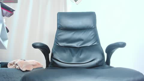 FindomGuyXXX online show from September 10, 2025, 9:42 am